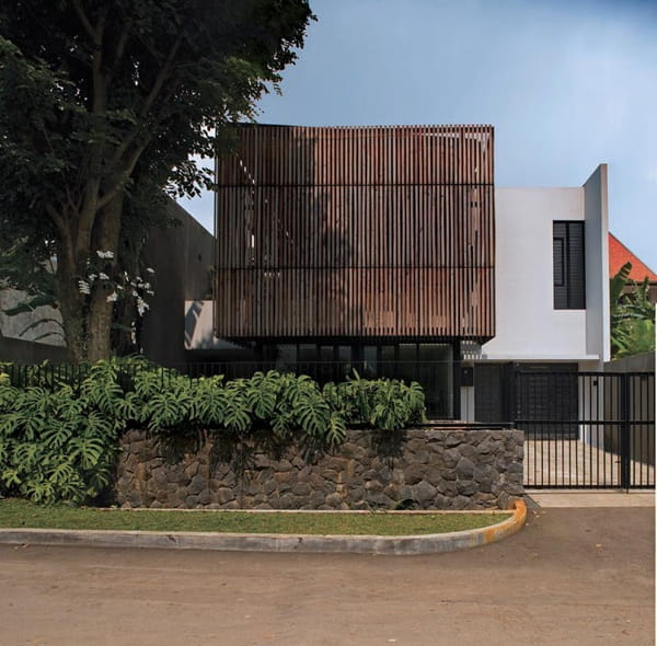 fasad rumah modern sentuhan kayu