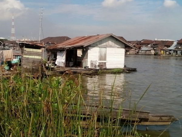 apa itu rumah lanting